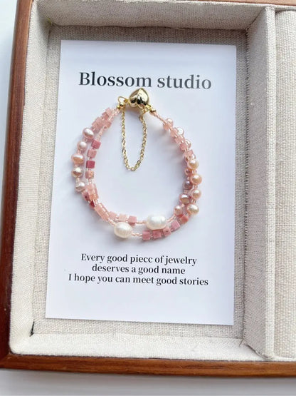 Blossom studio·Fairy Double-Layer Natural Stone Pearl Bracelet｜Elegant White https://www.xiaohongshu.com/goods-detail/6599270bfdf21800014f54bb