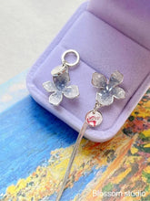 Load image into Gallery viewer, Blossom studio·925Sterling Silver Fairy Bow Blue Crystal Stone Earrings https://www.xiaohongshu.com/goods-detail/661b32d1907600000185716e