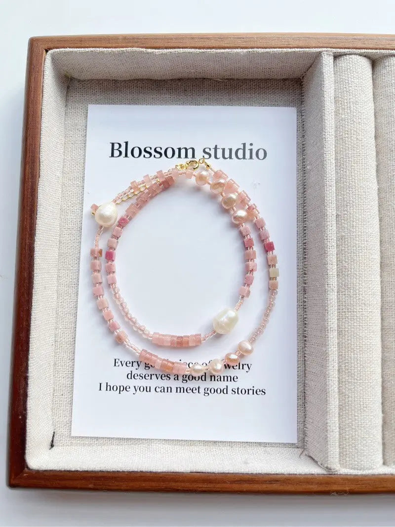 Blossom studio·S925Sterling Silver Pink Natural Stone Stitching Necklace｜43+5cm|Customized https://www.xiaohongshu.com/goods-detail/65992677ff7b510001a62c64