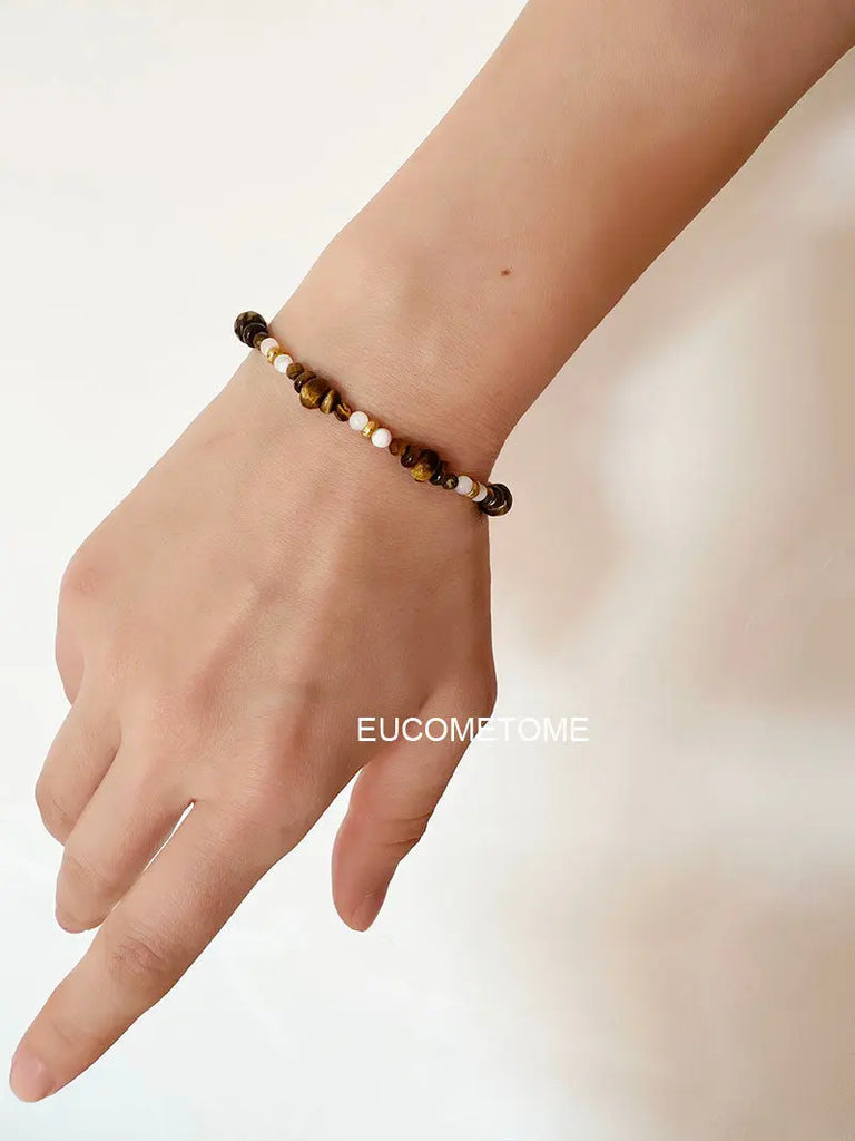 EUCOMETOME · 【Original】Good Luck｜Maillard Natural Tiger-Eye Bracelet · 18+2.5cmExtension Chain（Suitable15.5-17.5cmClean Hand Circumference https://www.xiaohongshu.com/goods-detail/655c342a60fa1b0001019cd1