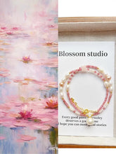 Load image into Gallery viewer, Blossom studio·Pink Natural Stone Pearl Stitching Necklace｜Elegant White｜40+5 cm https://www.xiaohongshu.com/goods-detail/65b0d7e9adec650001716057