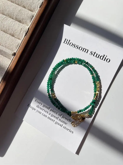 Blossom studio·S925Sterling Silver Emerald Green Natural Stone Small Pieces of Silver Stitching Necklace｜40+5｜Fixed · Length40+5 https://www.xiaohongshu.com/goods-detail/656062b0d03d240001fe29da