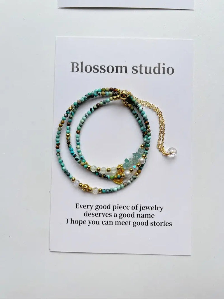 Blossom studio·Grain of Rice Natural Stone Three-Ring Bracelet, multiple ways to wear · Brown https://www.xiaohongshu.com/goods-detail/655db3b454251d00016de4e7