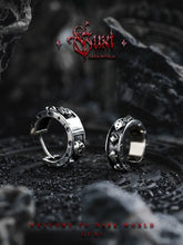 Load image into Gallery viewer, Fengshui Crystal Jewelry[Dark Mansion] Dark Style 925 Silver Stud EarrFengshui Crystal Jewelry[Dark Mansion] Dark Style 925 Silver Stud Earrings Men Non-Piercing Ear Clip Retro Ear Clip Special Interest Earrings
Material: 925 silverPatBuddha&amp;EnergyBuddha&amp;EnergyFengshui Crystal Jewelry[Dark Mansion] Dark Style 925 Silver Stud Earrings Men