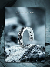 Load image into Gallery viewer, Fengshui Crystal Jewelry[Phantom of the Opera] Dark Style 925 Silver RFengshui Crystal Jewelry [Phantom of the Opera] Dark Style 925 Silver Ring Boys Advanced Sense Ring Niche Design Simple Personality
Material: SilverMaterial: 925 silBuddha&amp;EnergyBuddha&amp;EnergyFengshui Crystal Jewelry[Phantom