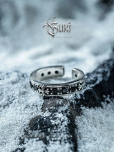 Load image into Gallery viewer, Fengshui Crystal Jewelry[Phantom of the Opera] Dark Style 925 Silver RFengshui Crystal Jewelry [Phantom of the Opera] Dark Style 925 Silver Ring Boys Advanced Sense Ring Niche Design Simple Personality
Material: SilverMaterial: 925 silBuddha&amp;EnergyBuddha&amp;EnergyFengshui Crystal Jewelry[Phantom