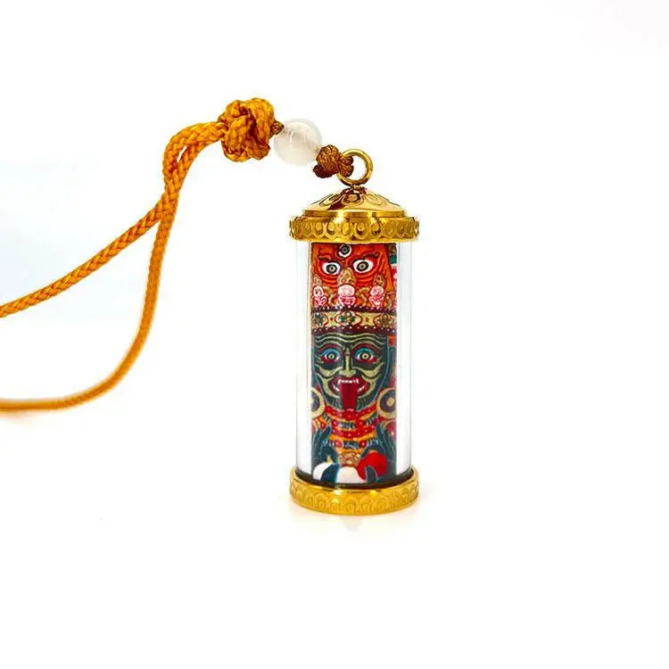 Tibetan God of Wealth Aka PendantAkira Tankage BottleThe Zakigawu bottle contains the small thanks of Akira, in the middle of the bottleContaining scriptures, barley and other items, the Gawk bottleBuddha EnergyBuddha&EnergyTibet Lhasa Zakilam Small Tangka Gawu Bottle Carry-