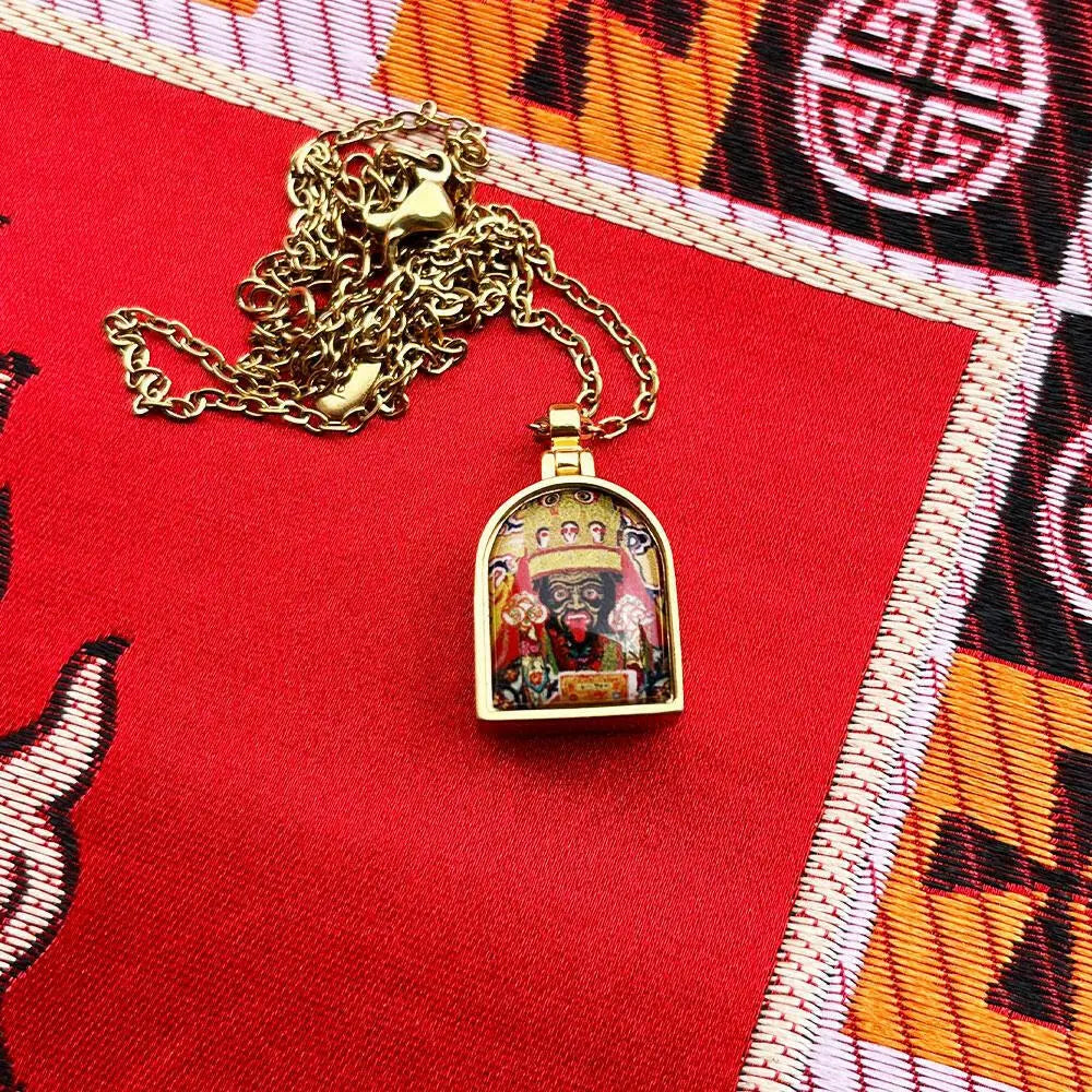 Ziram necklaceZakiram necklace
The Tibetan God of Wealth Zaki Protected the Fa Zika Ram's Fortune and Fortune. The small Tang ka Gau Pendant has been installed.
Zika Ram Gau box, Buddha EnergyBuddha&Energysmall Tangka Gawu Pendant