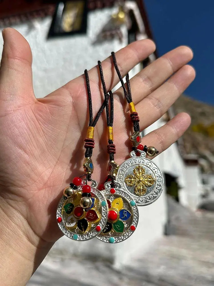 Tibetan six-character mantra key buckleTibetan six-character mantra key buckle
Tibetan Characteristic Folk Body Protection Hanging Ornaments Colorful Six-character Manure Hanging Ornaments for the Year ofBuddha EnergyBuddha&EnergyTibetan Characteristic Folk Body Protection Hanging Ornaments Colorful