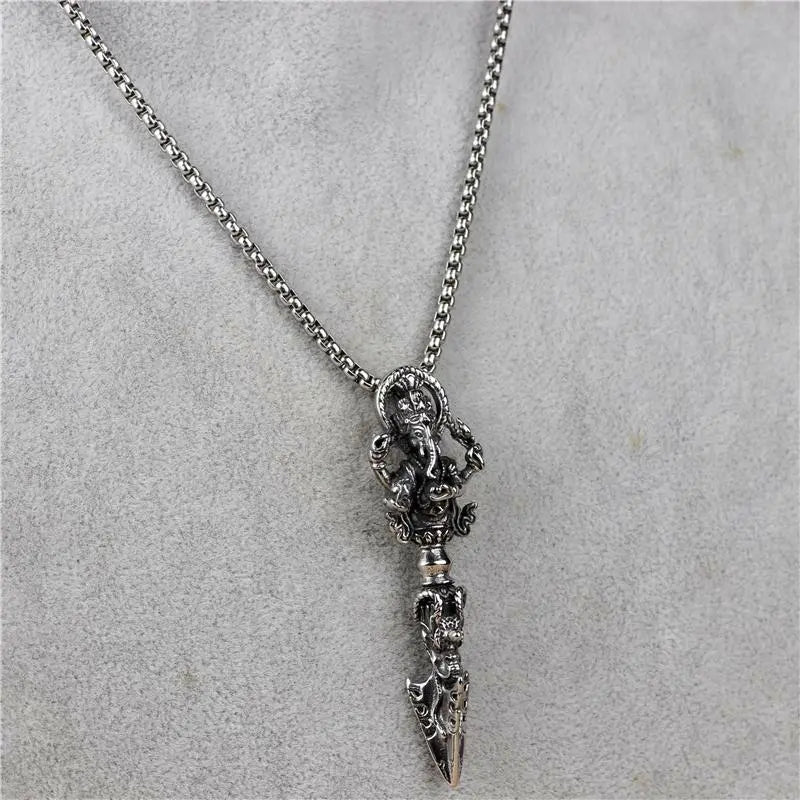 Vary Claw Pestle NecklaceRetro titanium steel elephant trunk God of wealth King Kong prong magic pestle personalized creative necklace pendant men and women do not fade not allergic
Buddha EnergyBuddha&Energywealth King Kong prong magic pestle personalized creative necklace pendant men