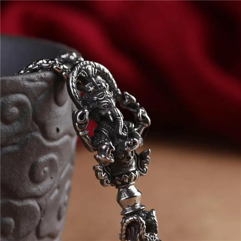 Vary Claw Pestle NecklaceRetro titanium steel elephant trunk God of wealth King Kong prong magic pestle personalized creative necklace pendant men and women do not fade not allergic
Buddha EnergyBuddha&Energywealth King Kong prong magic pestle personalized creative necklace pendant men