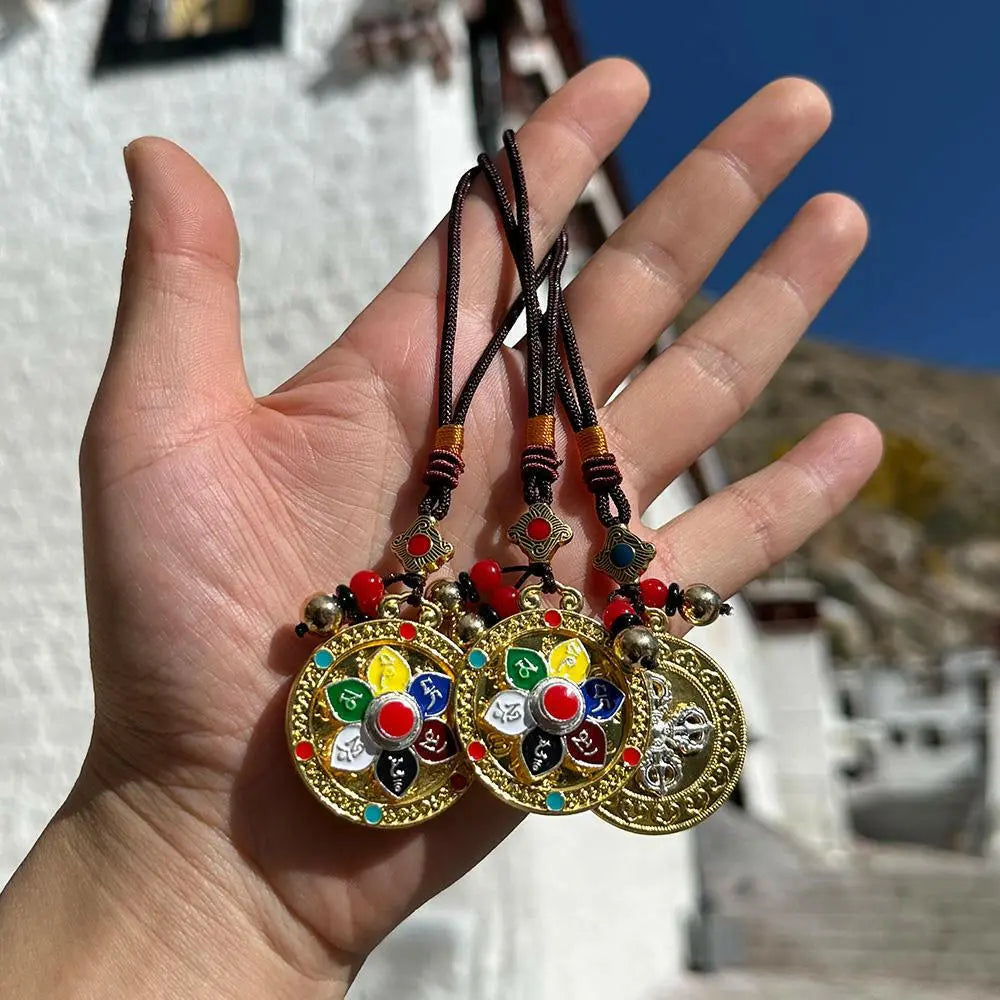 Tibetan six-character mantra key buckleTibetan six-character mantra key buckle
Tibetan Characteristic Folk Body Protection Hanging Ornaments Colorful Six-character Manure Hanging Ornaments for the Year ofBuddha EnergyBuddha&EnergyTibetan Characteristic Folk Body Protection Hanging Ornaments Colorful