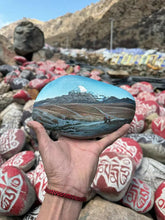 Load image into Gallery viewer, Tibetan hand-painted Kailash pebblesThe original stone hand-painted Kailash painted art ornaments
Tibet original stone hand-painted gangrenosis cobblestone painted art decoration pattern 10
It was painBuddha EnergyBuddha&amp;EnergyTibet original stone hand-painted gangrinboqi cobblestone painted art decoration pattern 10