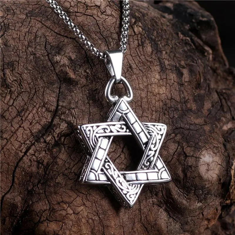 Hexagonal couple fashion pendant
Material: titanium steel. Dimensions: Chain length approx. 60 cm, pendant width 3.6 cm.
 
Buddha EnergyBuddha&EnergyHexagonal couple fashion pendant