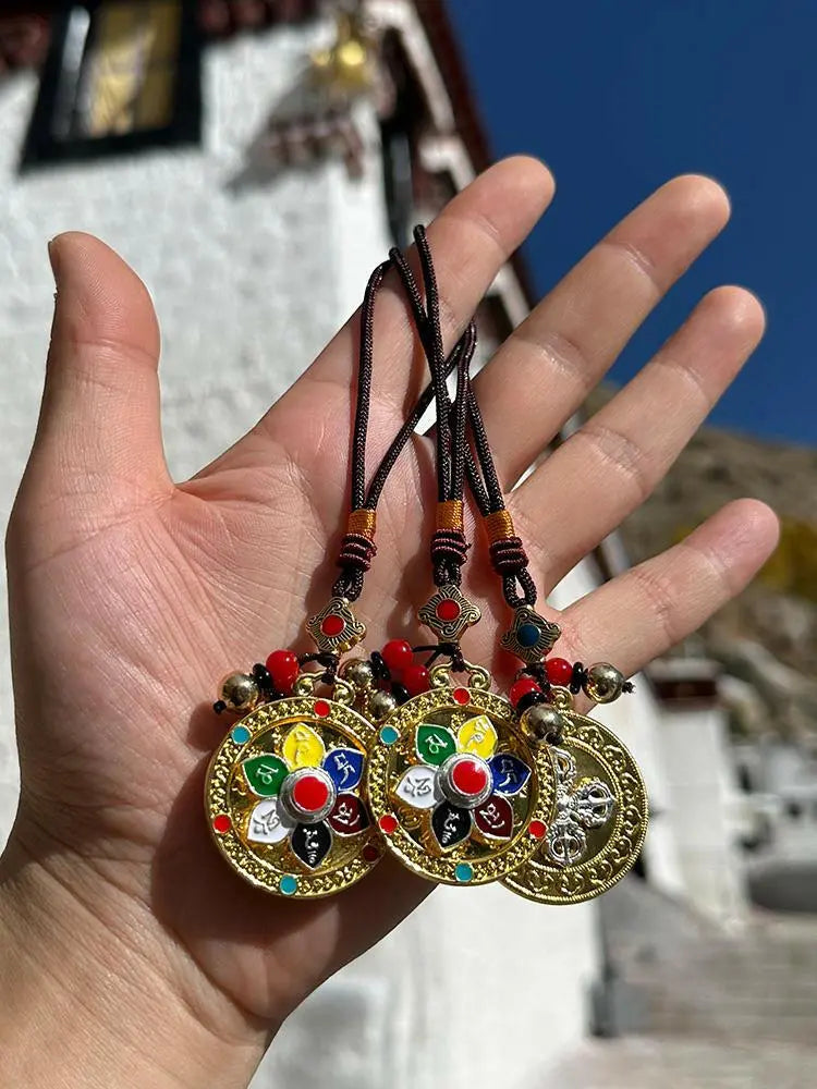 Tibetan six-character mantra key buckleTibetan six-character mantra key buckle
Tibetan Characteristic Folk Body Protection Hanging Ornaments Colorful Six-character Manure Hanging Ornaments for the Year ofBuddha EnergyBuddha&EnergyTibetan Characteristic Folk Body Protection Hanging Ornaments Colorful