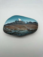 Load image into Gallery viewer, Tibetan hand-painted Kailash pebblesThe original stone hand-painted Kailash painted art ornaments
Tibet original stone hand-painted gangrenosis cobblestone painted art decoration pattern 10
It was painBuddha EnergyBuddha&amp;EnergyTibet original stone hand-painted gangrinboqi cobblestone painted art decoration pattern 10